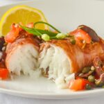 7 Seafood Chains That Serve the Best Crab Cakes – Eat This Not That