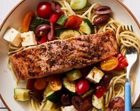 Build-a-Bowl: 10 Easy and Delicious Seafood Bowls for Any Meal
