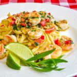 24 Cool and Crunchy Summer Lunch Recipes, From Gazpacho to Caesar Wraps